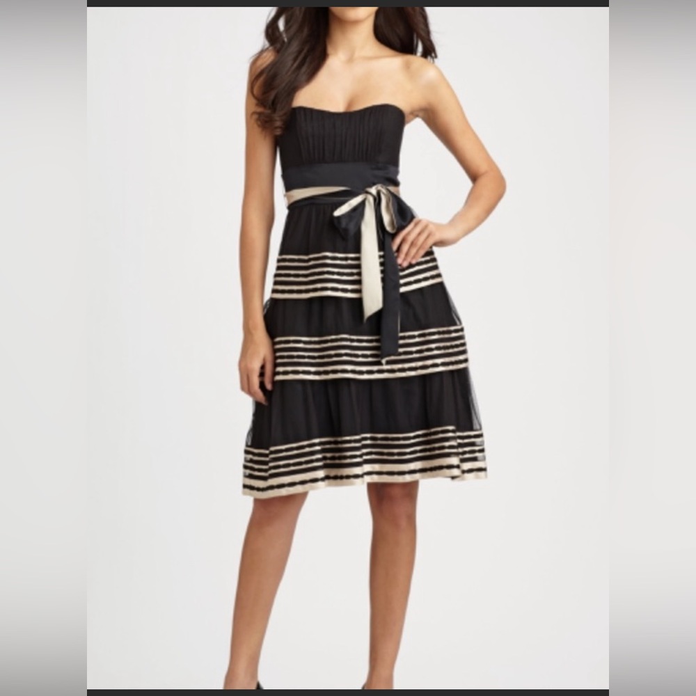 NWT BCBGMAXAZRIA BLACK AND CHAMPAGNE STRAPLESS SILK BLEND DRESS. SIZE 12